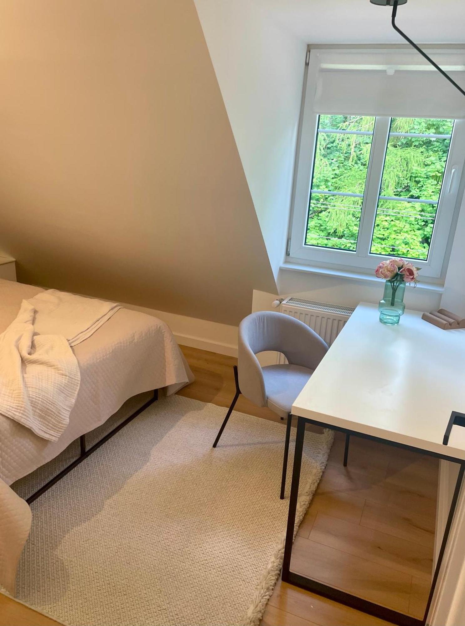 Appartement Szmaragdowa Sowa à Wałbrzych Extérieur photo